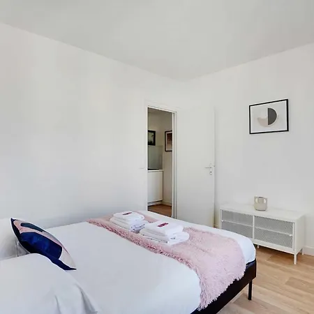 Modern - 2br-4p - Sacre-coeur Appartement