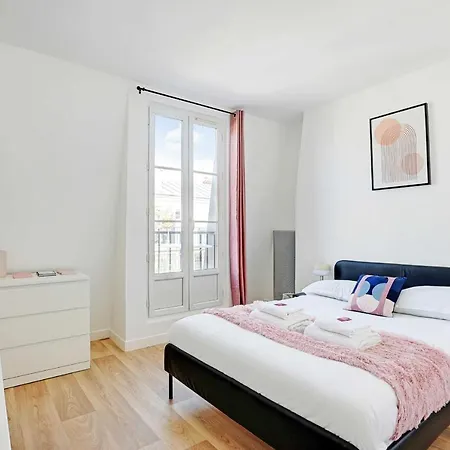 Modern - 2br-4p - Sacre-coeur * Paris